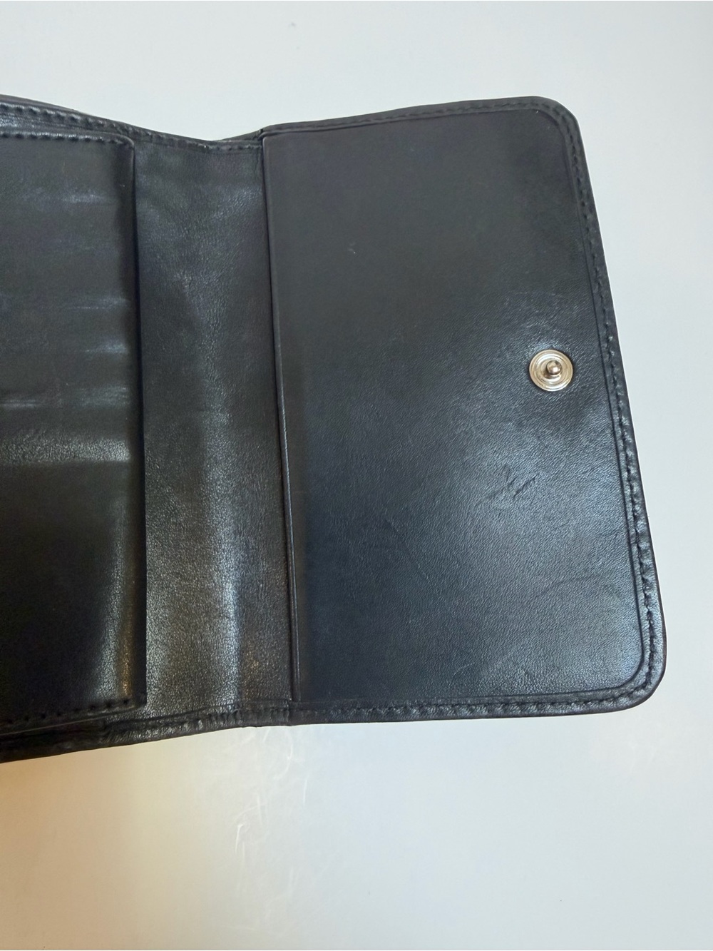 Prada Evening Heart Black Wallet EUC - Picture 12 of 16